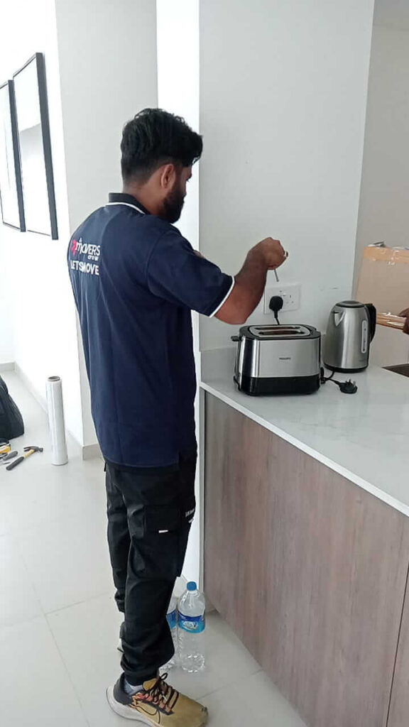 Packers and Movers Dubai