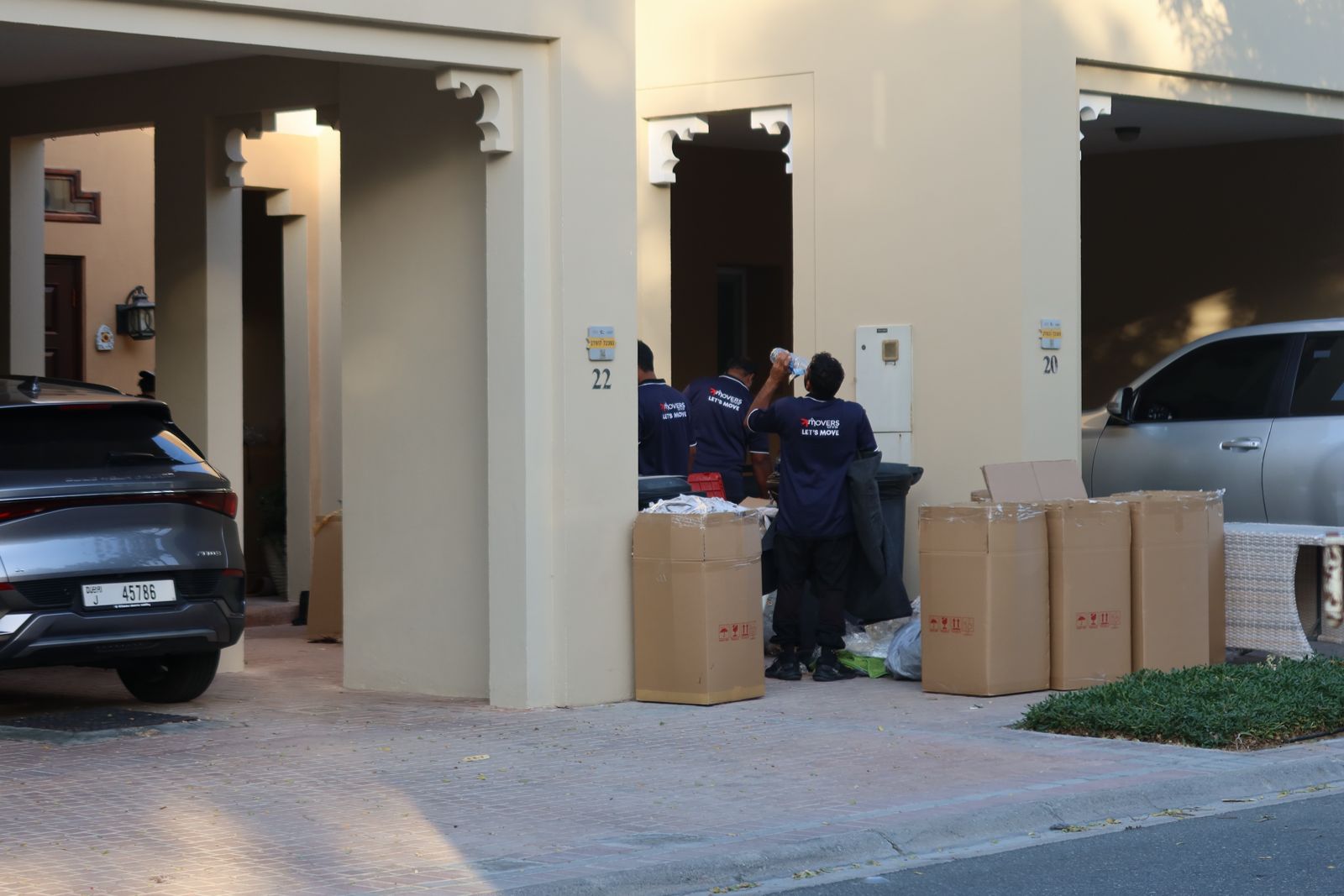 office movers in dubai