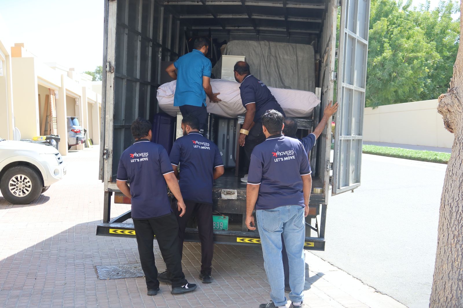 villa movers in dubai