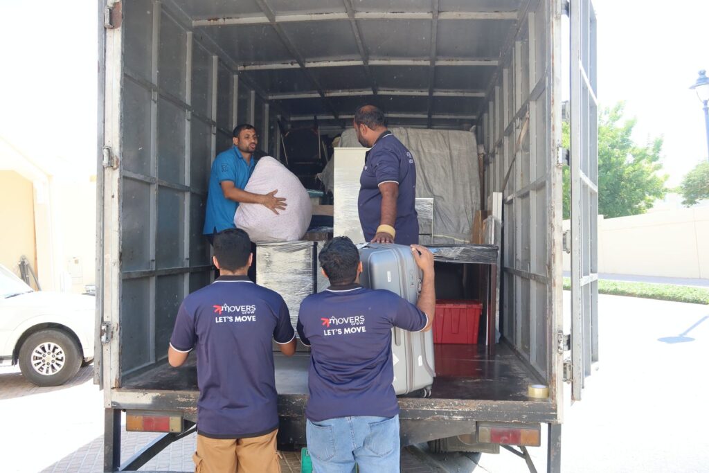 office furniture movers in dubai